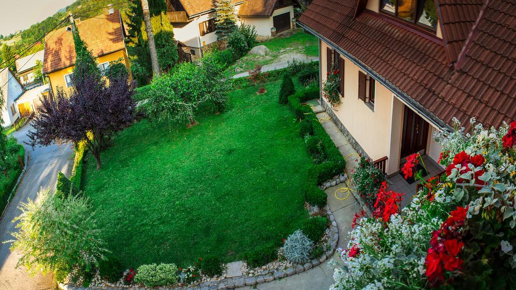 Apartments And Rooms Stefanac Slunj Exterior photo